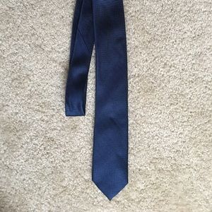 DKNY Slim Neck Tie